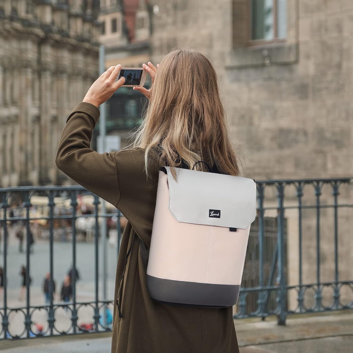 Elegant Laptop Backpack. 15.6 - Image 3